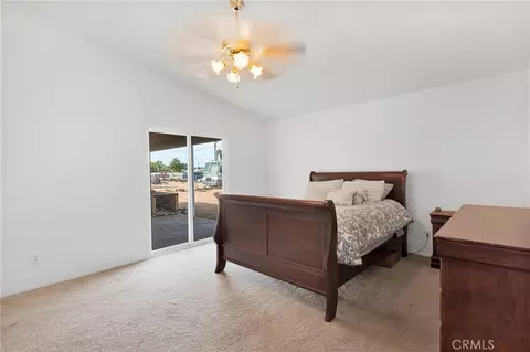Bedroom - 13240 Skiomah, Apple Valley, CA 92308 photo 4 of 5