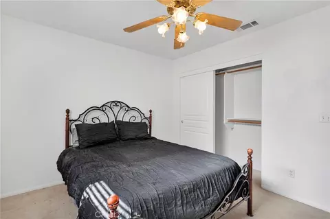 Bedroom - 13240 Skiomah, Apple Valley, CA 92308 photo 1 of 5