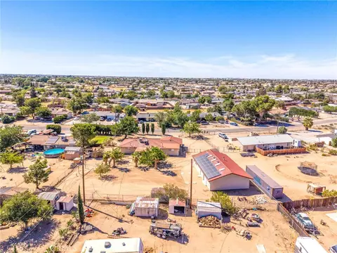 View/Area - 9419 Guava, Hesperia, CA 92345 photo 5 of 9