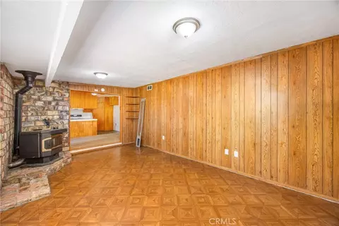 Living - 9419 Guava, Hesperia, CA 92345 photo 8 of 8