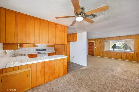 Living - 9419 Guava, Hesperia, CA 92345 photo 5 of 8