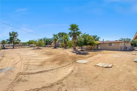 Exterior - 9419 Guava, Hesperia, CA 92345 photo 11 of 13