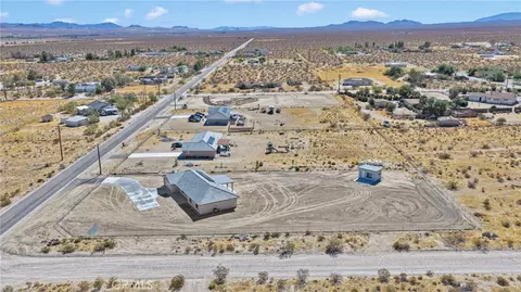 View/Area - 36115 Sutter, Lucerne Valley, CA 92356 photo 3 of 7