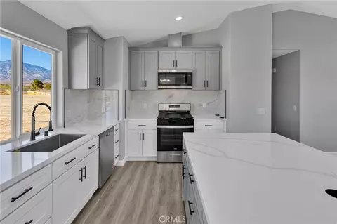 Kitchen - 36115 Sutter, Lucerne Valley, CA 92356 photo 1 of 3