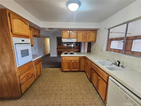 Kitchen - 14150 Apple Vly, Apple Valley, CA 92307 photo 1 of 1
