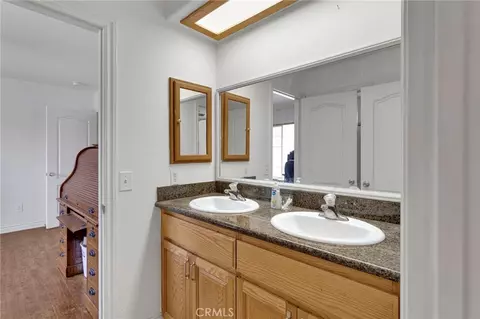 Bath - 24332 Roundup, Apple Valley, CA 92308 photo 2 of 2