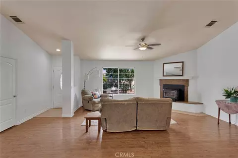 Living - 24332 Roundup, Apple Valley, CA 92308 photo 1 of 2