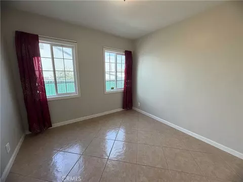 Bedroom - 513 Mount Vernon Ave, Barstow, CA 92311 photo 3 of 4