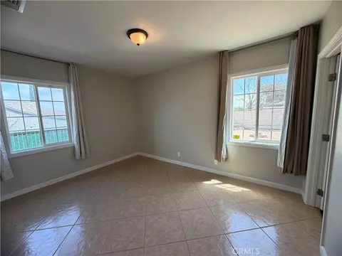 Bedroom - 513 Mount Vernon Ave, Barstow, CA 92311 photo 2 of 4