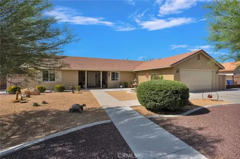 Exterior - 16412 Pauhaska, Apple Valley, CA 92307 photo 2 of 14