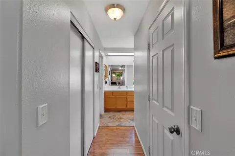 Entry Way - 16412 Pauhaska, Apple Valley, CA 92307 photo 2 of 2