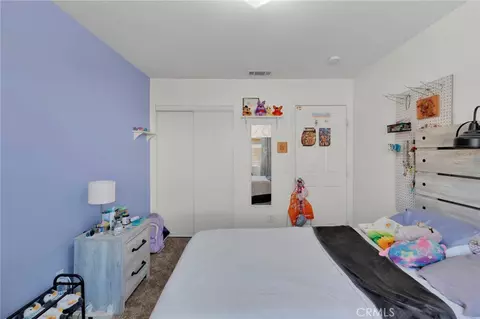 Bedroom - 16412 Pauhaska, Apple Valley, CA 92307 photo 5 of 9