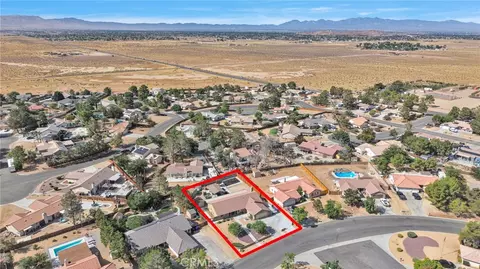 View/Area - 16412 Pauhaska, Apple Valley, CA 92307 photo 9 of 10