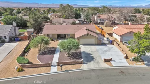 View/Area - 16412 Pauhaska, Apple Valley, CA 92307 photo 7 of 10