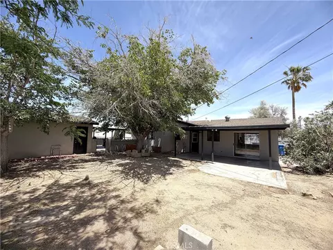 Exterior - 320 Frances, Barstow, CA 92311 photo 6 of 7