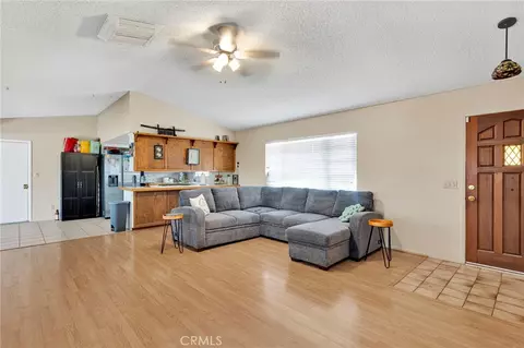 Living - 20555 Sitting Bull, Apple Valley, CA 92308 photo 1 of 1