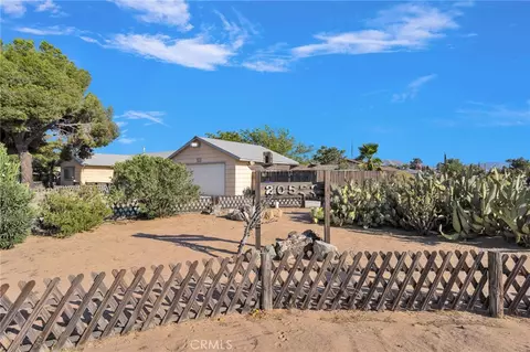 Exterior - 20555 Sitting Bull, Apple Valley, CA 92308 photo 3 of 10