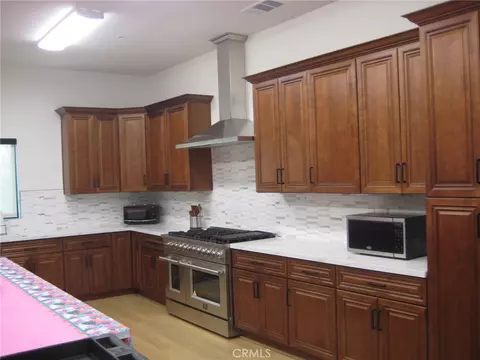 Kitchen - 19109 Arthur, Apple Valley, CA 92308 photo 7 of 7