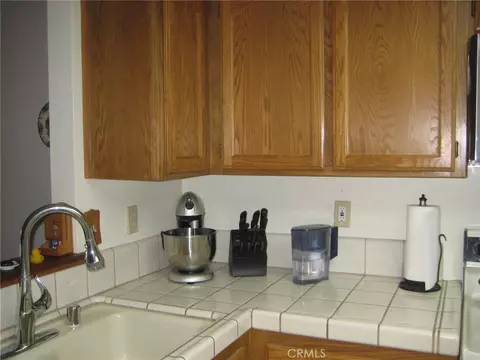 Kitchen - 19109 Arthur, Apple Valley, CA 92308 photo 3 of 7