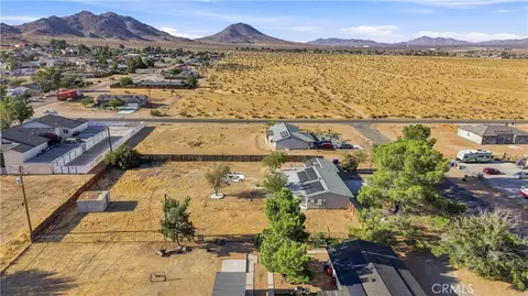 View/Area - 16070 Winnebago, Apple Valley, CA 92307 photo 8 of 11