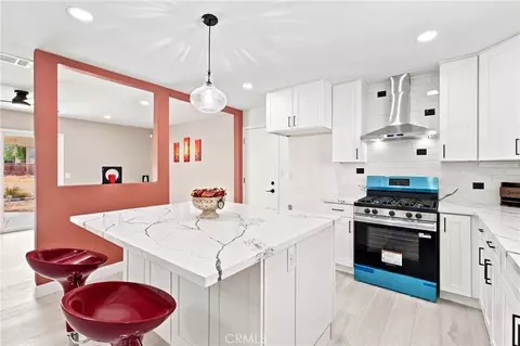 Kitchen - 16070 Winnebago, Apple Valley, CA 92307 photo 3 of 5
