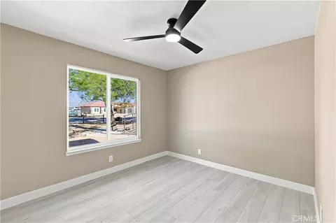 Bedroom - 16070 Winnebago, Apple Valley, CA 92307 photo 3 of 6