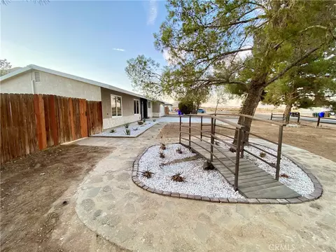 Exterior - 16070 Winnebago, Apple Valley, CA 92307 photo 3 of 14