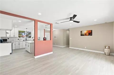 Entry Way - 16070 Winnebago, Apple Valley, CA 92307 photo 2 of 3