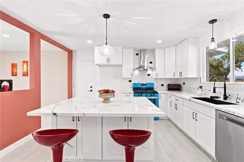 Kitchen - 16070 Winnebago, Apple Valley, CA 92307 photo 2 of 5