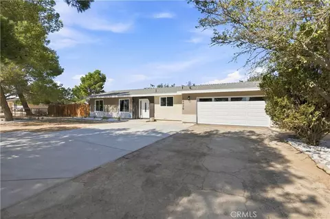 Exterior - 16070 Winnebago, Apple Valley, CA 92307 photo 2 of 10