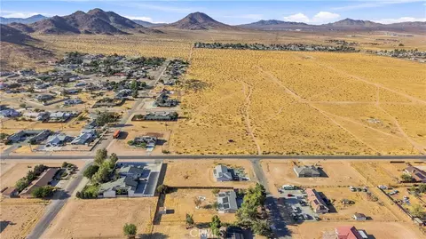 View/Area - 16070 Winnebago, Apple Valley, CA 92307 photo 3 of 11