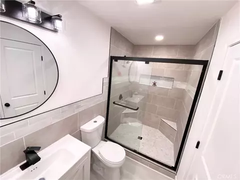 Bath - 16070 Winnebago, Apple Valley, CA 92307 photo 5 of 6