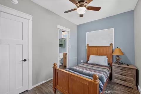 Bedroom - 1858 Thrush, Wrightwood, CA 92397 photo 4 of 5