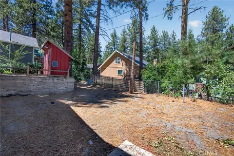 Exterior - 1858 Thrush, Wrightwood, CA 92397 photo 11 of 16
