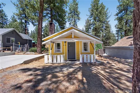 Exterior - 1858 Thrush, Wrightwood, CA 92397 photo 2 of 16