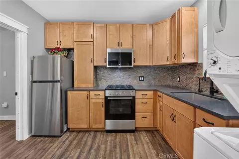 Kitchen - 1858 Thrush, Wrightwood, CA 92397 photo 1 of 1