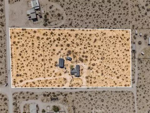 View/Area - 1754 Fortuna Ave, Landers, CA 92285 photo 8 of 11