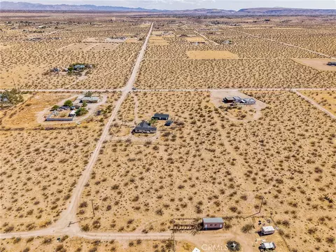 View/Area - 1754 Fortuna Ave, Landers, CA 92285 photo 11 of 11