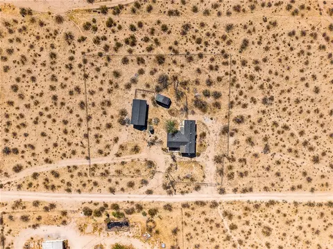View/Area - 1754 Fortuna Ave, Landers, CA 92285 photo 3 of 11