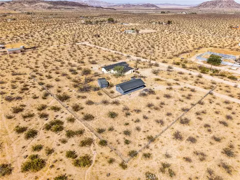 View/Area - 1754 Fortuna Ave, Landers, CA 92285 photo 5 of 11