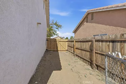 Exterior - 14633 Dana St, Adelanto, CA 92301 photo 5 of 7