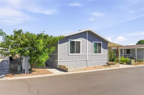 20843 Waalew #C6, Apple Valley, CA 92307