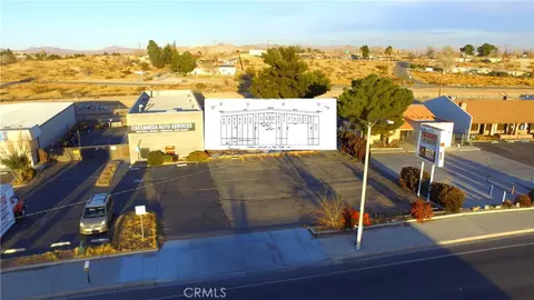 15663 Village Dr, Victorville, CA 92394
