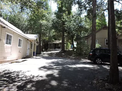 Exterior - 657 Knoll, Crestline, CA 92325 photo 6 of 28