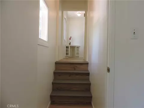 Entry Way - 657 Knoll, Crestline, CA 92325 photo 2 of 2