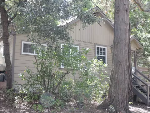 Exterior - 657 Knoll, Crestline, CA 92325 photo 8 of 26