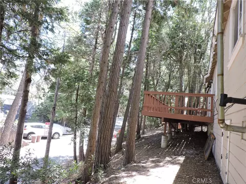 Exterior - 657 Knoll, Crestline, CA 92325 photo 11 of 26