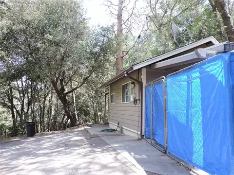 Exterior - 657 Knoll, Crestline, CA 92325 photo 18 of 26