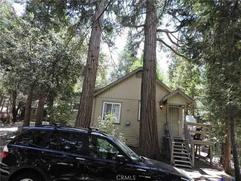 Exterior - 657 Knoll, Crestline, CA 92325 photo 8 of 28