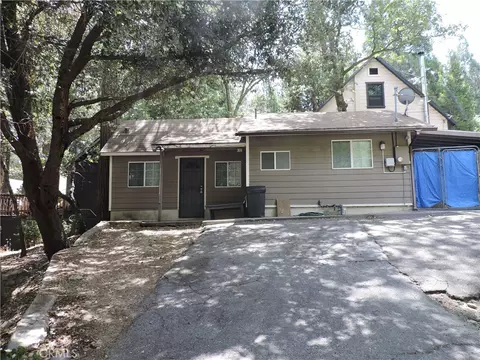 Exterior - 657 Knoll, Crestline, CA 92325 photo 3 of 26